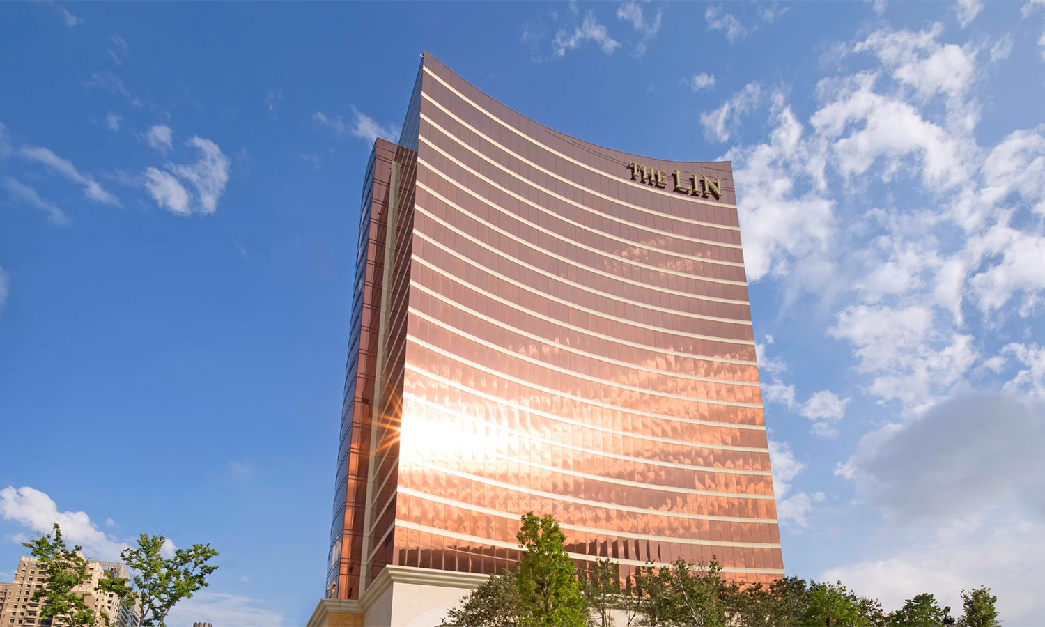 The Lin Hotel Exterior